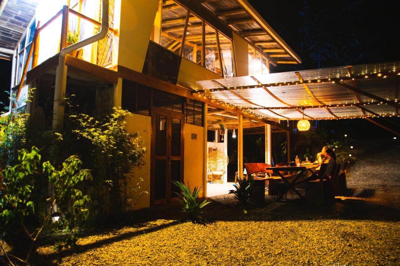 Bed and Breakfast Oasis Увита Экстерьер фото
