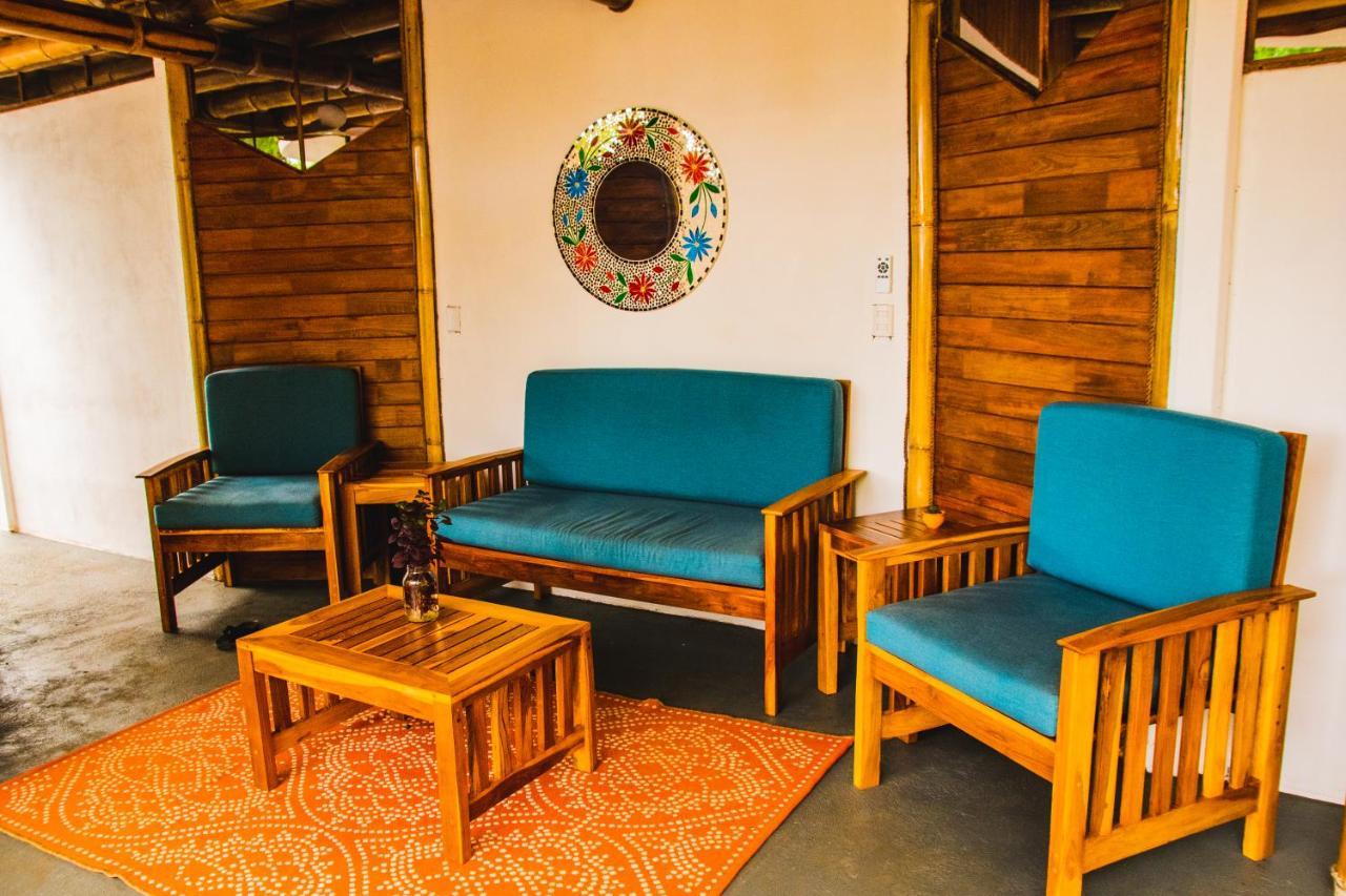 Bed and Breakfast Oasis Увита Экстерьер фото